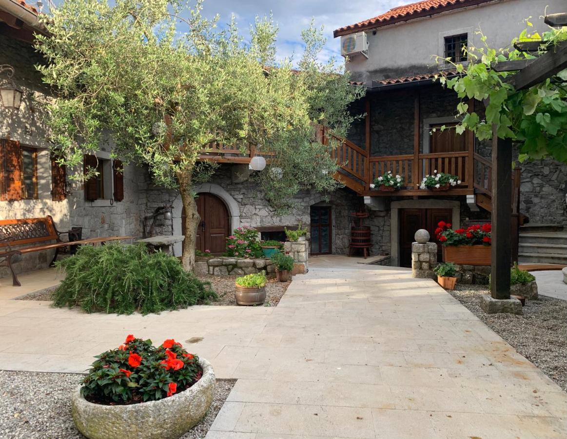 Skerlj Wine Estate Vendégház Tomaj Kültér fotó