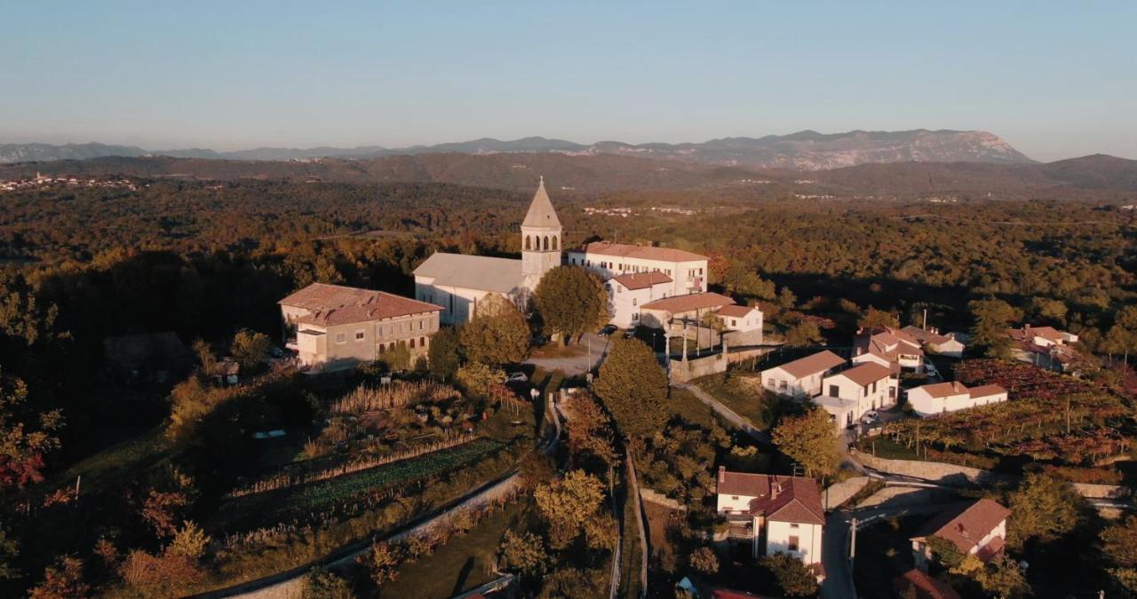 Skerlj Wine Estate Vendégház Tomaj Kültér fotó